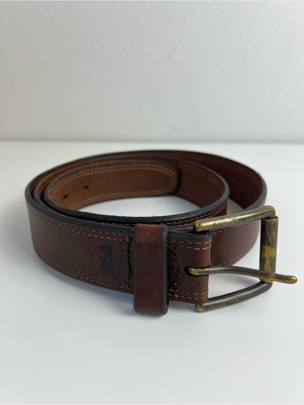 VTG Levi’s Genuine Leather Belt Size 42 Brown Distressed Casual Jeans Workwear